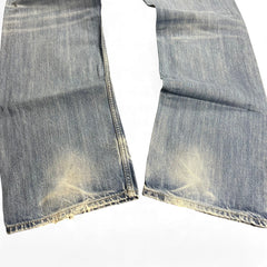 TWC Vintage Diesel Larkee Straight Jeans in hellblauem Denim mit authentischen Vintage-Abnutzungsspuren am Saum
