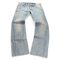 TWC Vintage Diesel Safado Straight Jeans in hellblauem Denim mit klassischer Waschung und geradem Schnitt