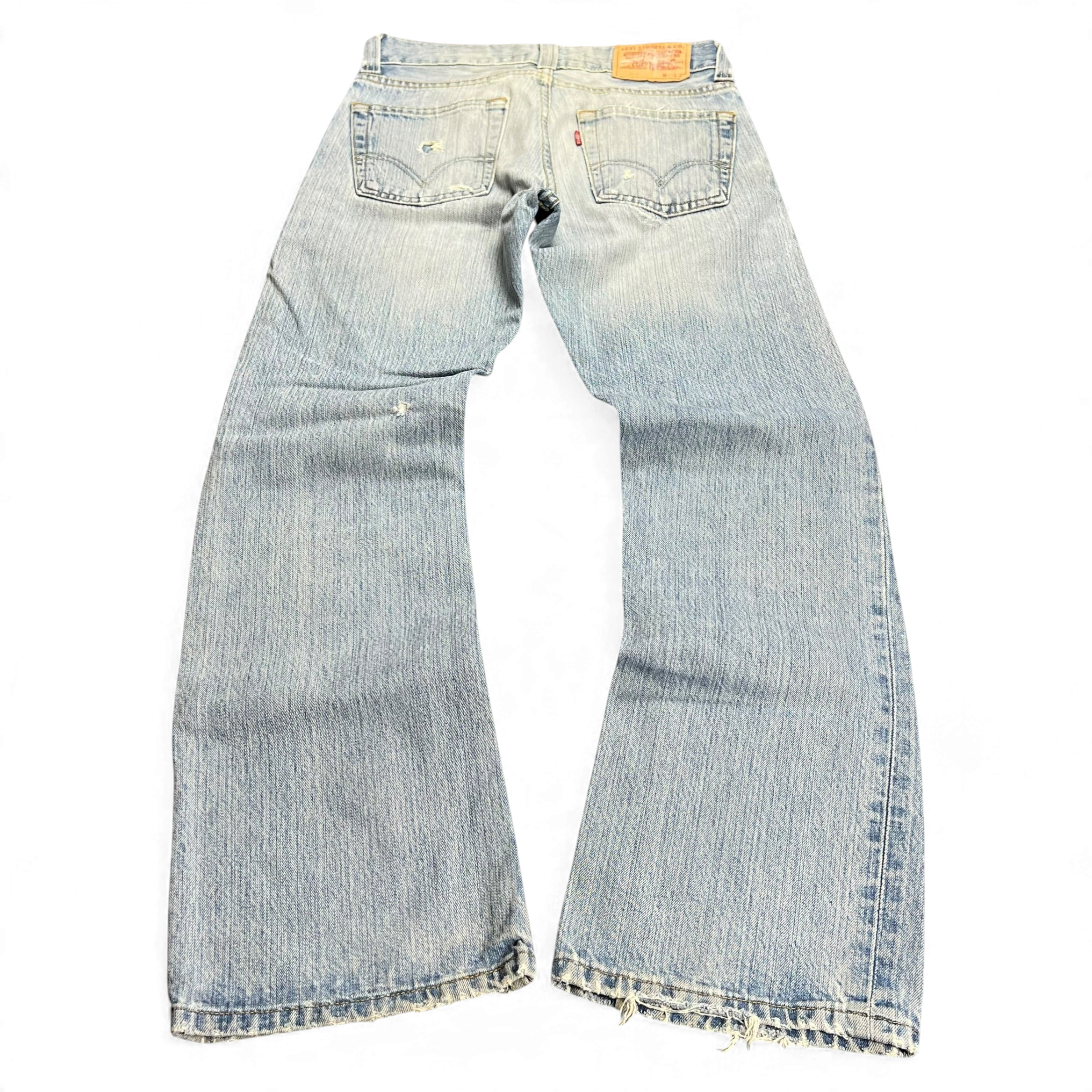 TWC Vintage Levi's 512 Bootcut Jeans in hellblauem Denim mit Used-Look und ausgefransten Säumen, Rückansicht