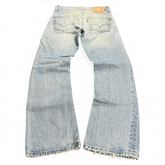 TWC Vintage Levi's 512 Bootcut Jeans in hellblauem Denim mit Used-Look und ausgefransten Säumen, Rückansicht