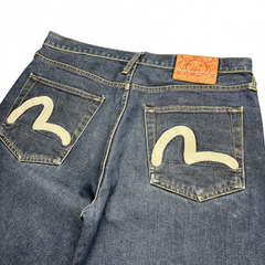 TWC Vintage Evisu Straight Jeans in Dunkelblau mit ikonischem weißem Seagull-Logo auf den Gesäßtaschen