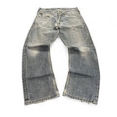 TWC Vintage Evisu Jeans mit geradem Schnitt in verwaschenem Blau aus Denim mit leichten Abnutzungsspuren