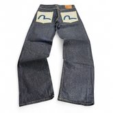 TWC Vintage Evisu Straight Jeans aus dunkelblauem Denim mit ikonischen blauen Seagull-Stickereien auf den Gesäßtaschen