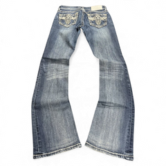 TWC Vintage Damen Y2K Bootcut Jeans in Blau mit aufwendigen Stickereien und Strasssteinen auf den Gesäßtaschen
