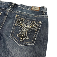 TWC Vintage Damen Y2K Bootcut Jeans in Dunkelblau mit aufwendiger Kreuz-Stickerei und Nieten an der Gesäßtasche