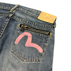 TWC Vintage Evisu Damen Jeans in Blau mit rosa gemaltem Logo auf der Reißverschlusstasche und Lederpatch