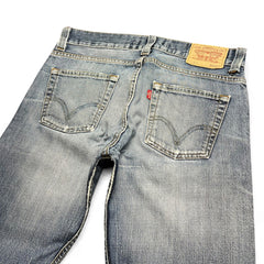 TWC Vintage Levi's 506 Straight Jeans in hellblauem Denim mit klassischem Lederpatch und Gesäßtaschen