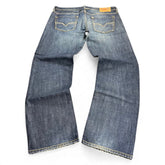 TWC Vintage Diesel Larkee Straight Jeans in blauem Denim mit klassischer Waschung und Gesäßtaschen-Details