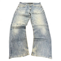 TWC Vintage Evisu KC Straight Jeans in hellblauem Denim mit Used-Look und Distressed-Details am Knie