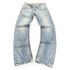 TWC Vintage Rock Revival Straight Jeans in hellblauem Denim mit markanten Ziernähten und Vintage-Waschung