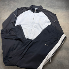 Nike Tracksuit - XL