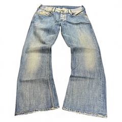 TWC Vintage Diesel Zathan Bootcut Jeans in verwaschenem Blau mit klassischem Five-Pocket-Design
