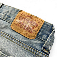 TWC Vintage Levi’s 512 Bootcut Jeans mit klassischem Leder-Patch in verwaschenem Blau