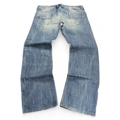 TWC Vintage Diesel Safado Straight Jeans in blauem Denim mit Used-Look und geradem Bein, Rückansicht