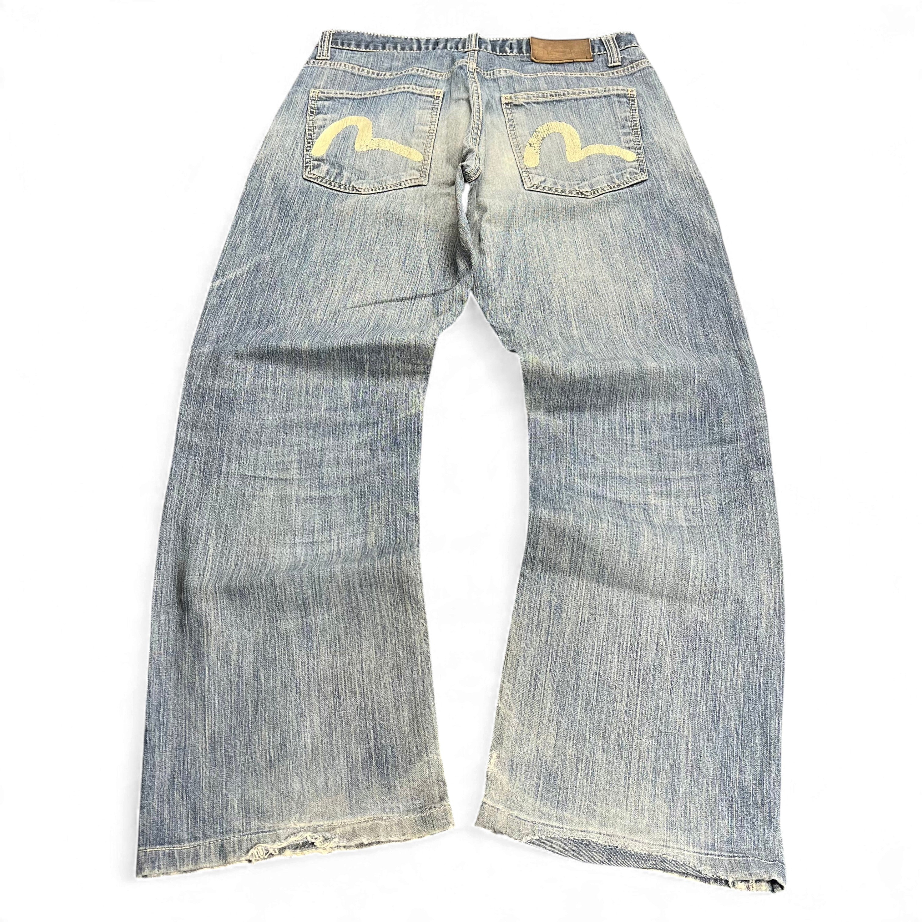 TWC Vintage Evisu KC Straight Jeans in hellblauem Denim mit ikonischem gelbem Seagull-Print auf den Gesäßtaschen