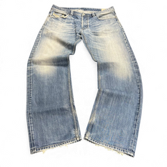 TWC Vintage Diesel Larkee Straight Jeans in verwaschenem Blau mit geradem Bein und Vintage-Details