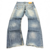 TWC Vintage Levi’s 512 Bootcut Jeans in verwaschenem Blau mit ausgefransten Beinabschlüssen, Rückansicht