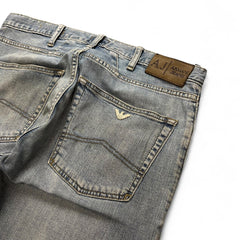 Armani (M | W32)