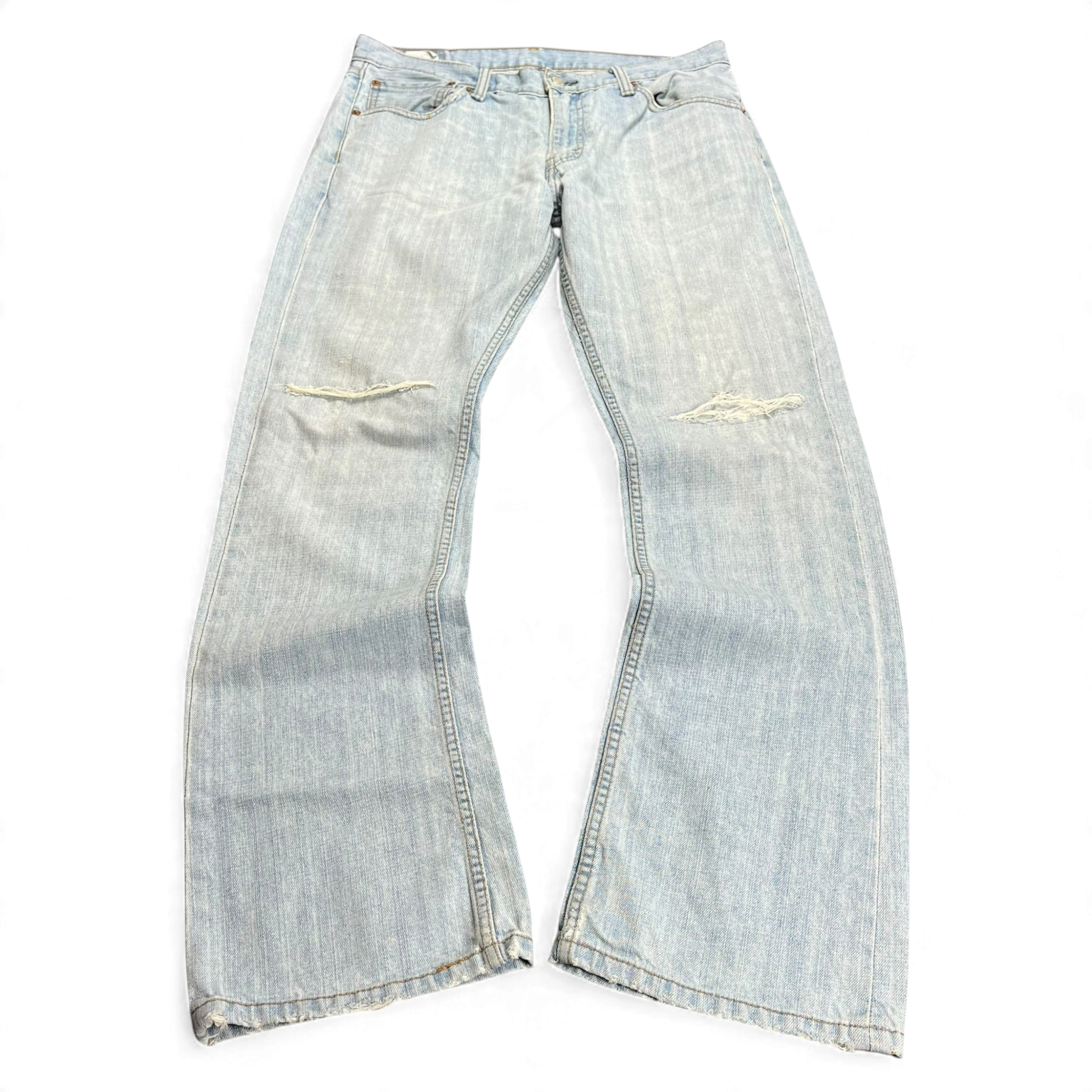 TWC Vintage Levi's 527 Bootcut Jeans in hellblauem Denim mit Distressed-Details und ausgefransten Säumen