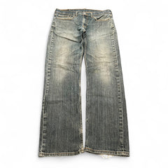 Levi’s Straight (M | W33)