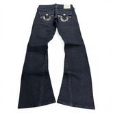 TWC Vintage True Religion Joey Bootcut Jeans in dunkelblauem Denim mit markanten Gesäßtaschen