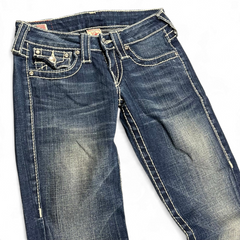 TWC Vintage True Religion Disco Billy Big T Damenjeans in Blau mit markanten hellen Kontrastnähten