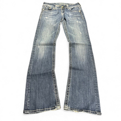 TWC Vintage Damen Miss Me Bootcut Jeans in verwaschenem Blau mit Distressed-Details und ausgestelltem Bein