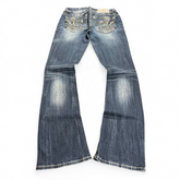 TWC Vintage Miss Me Damen Bootcut Jeans in Blau mit aufwendig verzierten Gesäßtaschen und Used-Look