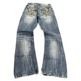 TWC Vintage Miss Me Bootcut Jeans in Blau mit verzierten Gesäßtaschen und Used-Look-Waschung