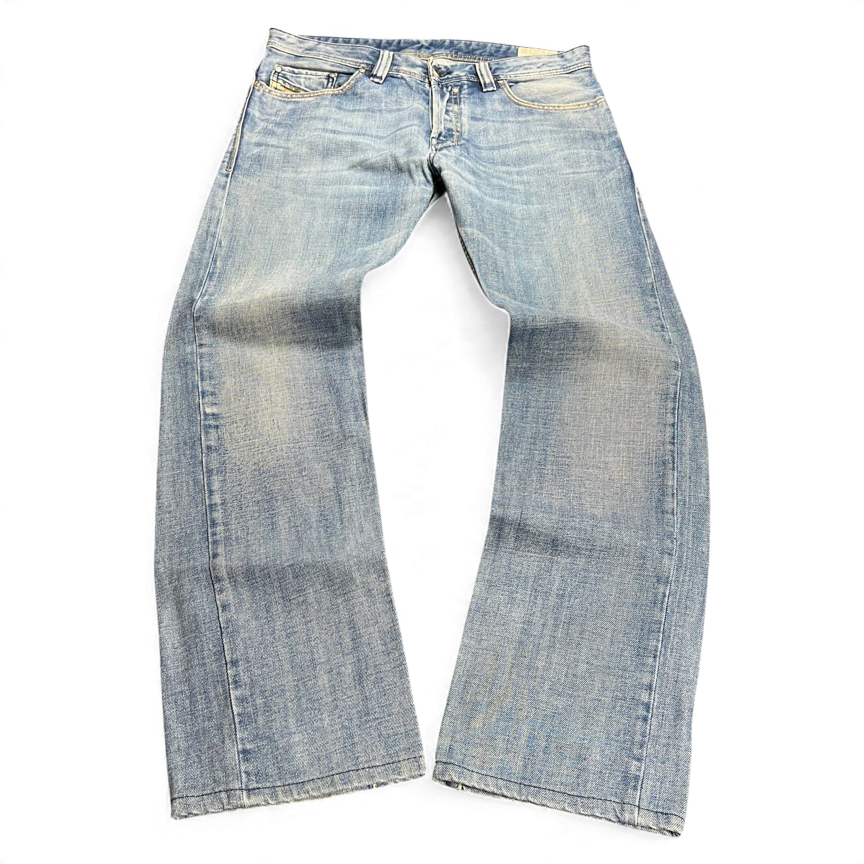 TWC Vintage Diesel Safado Straight Jeans in hellblauem Denim mit klassischer Waschung und geradem Schnitt