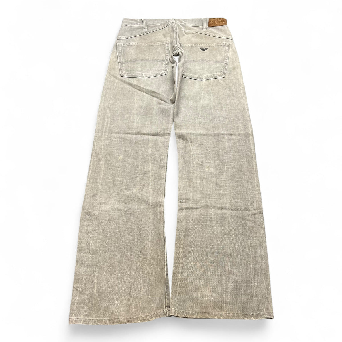 Armani (M | W32)