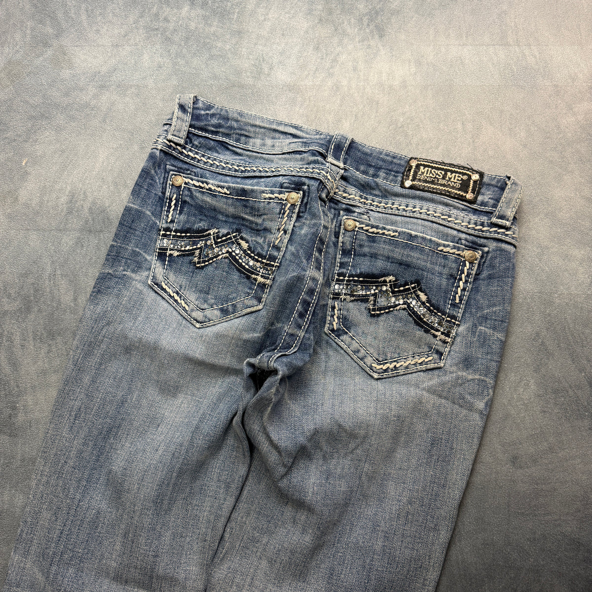 Damen Miss Me - W28