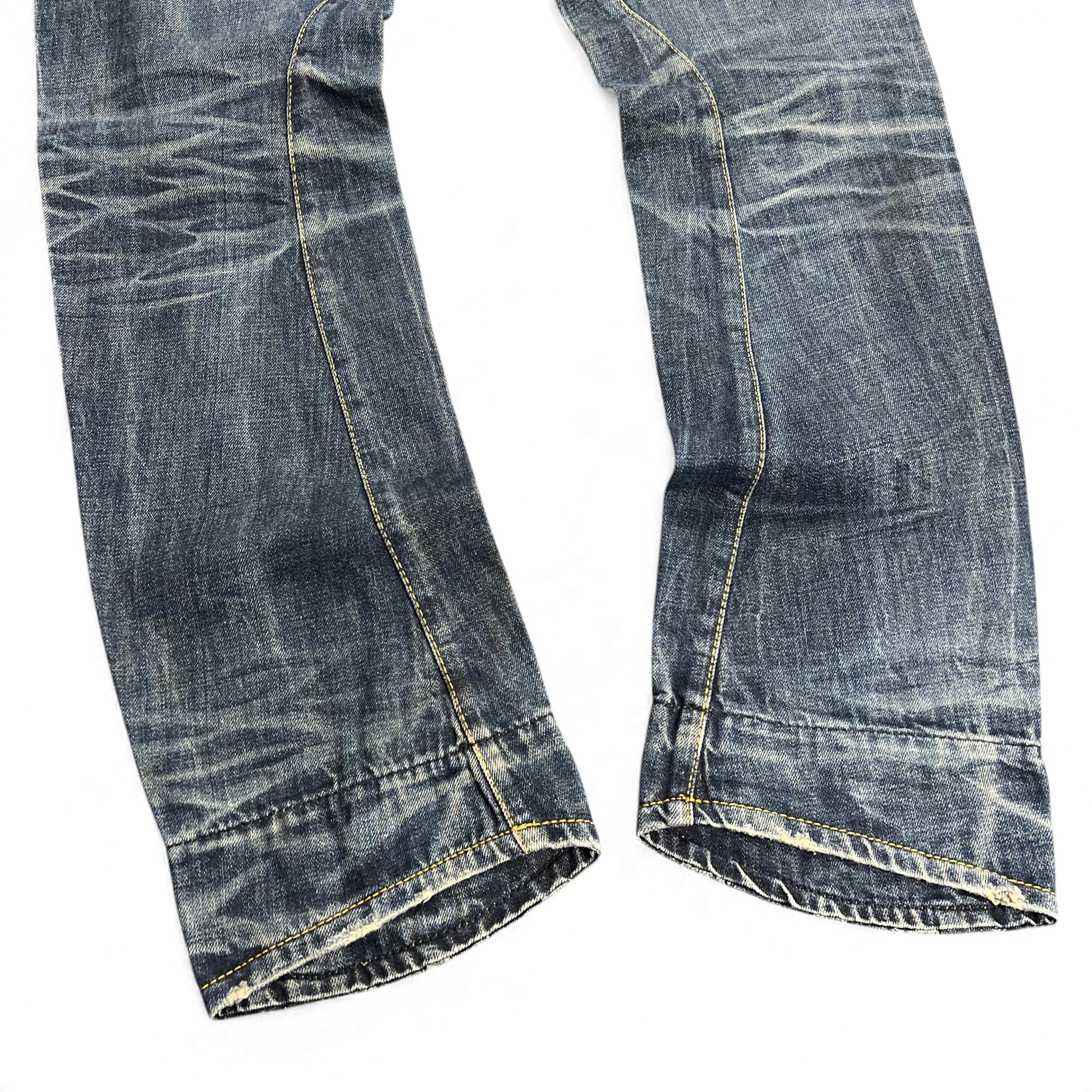 TWC Vintage Evisu KC Straight Jeans in verwaschenem Blau mit markanten Fading-Details an den Beinen