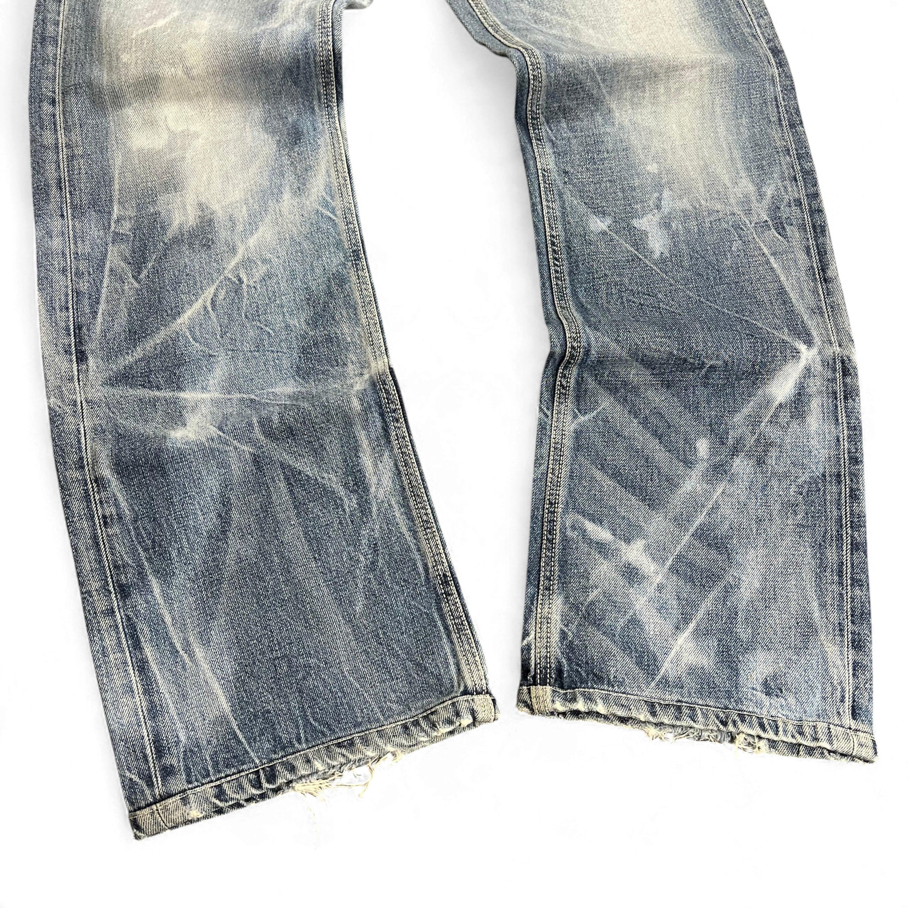 TWC Vintage Evisu KC Straight Jeans in verwaschenem Blau mit markanter Bleichwaschung und geradem Beinschnitt