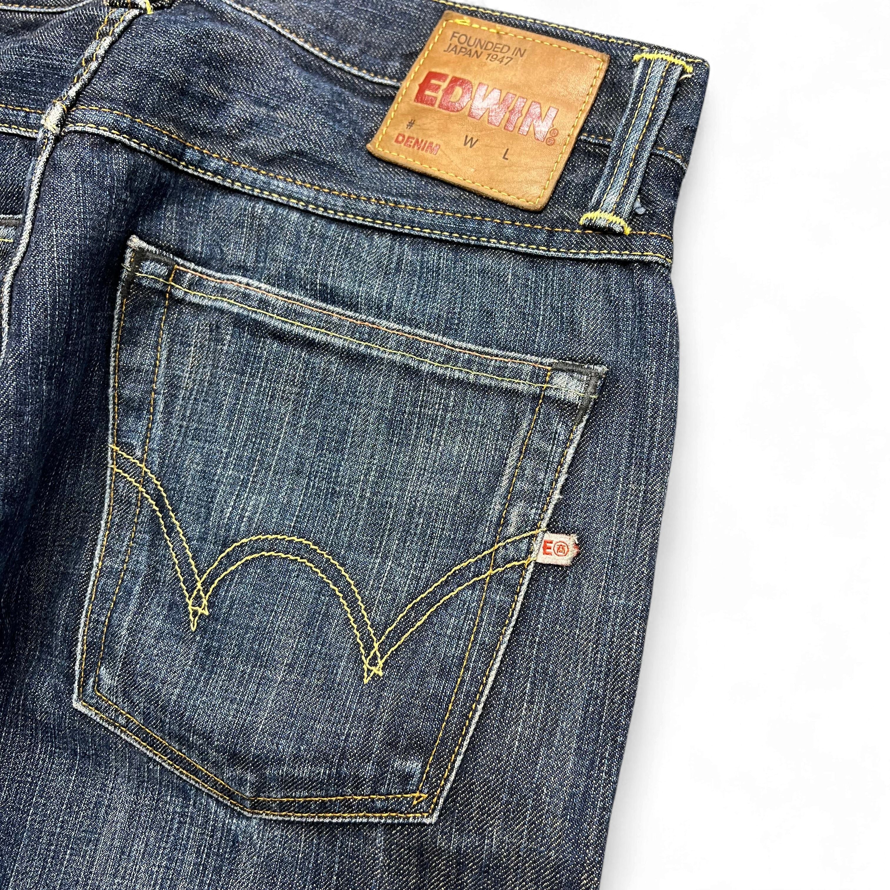 TWC Vintage Edwin Jeans aus japanischem Selvedge-Denim in Dunkelblau mit charakteristischer Gesäßtaschen-Naht