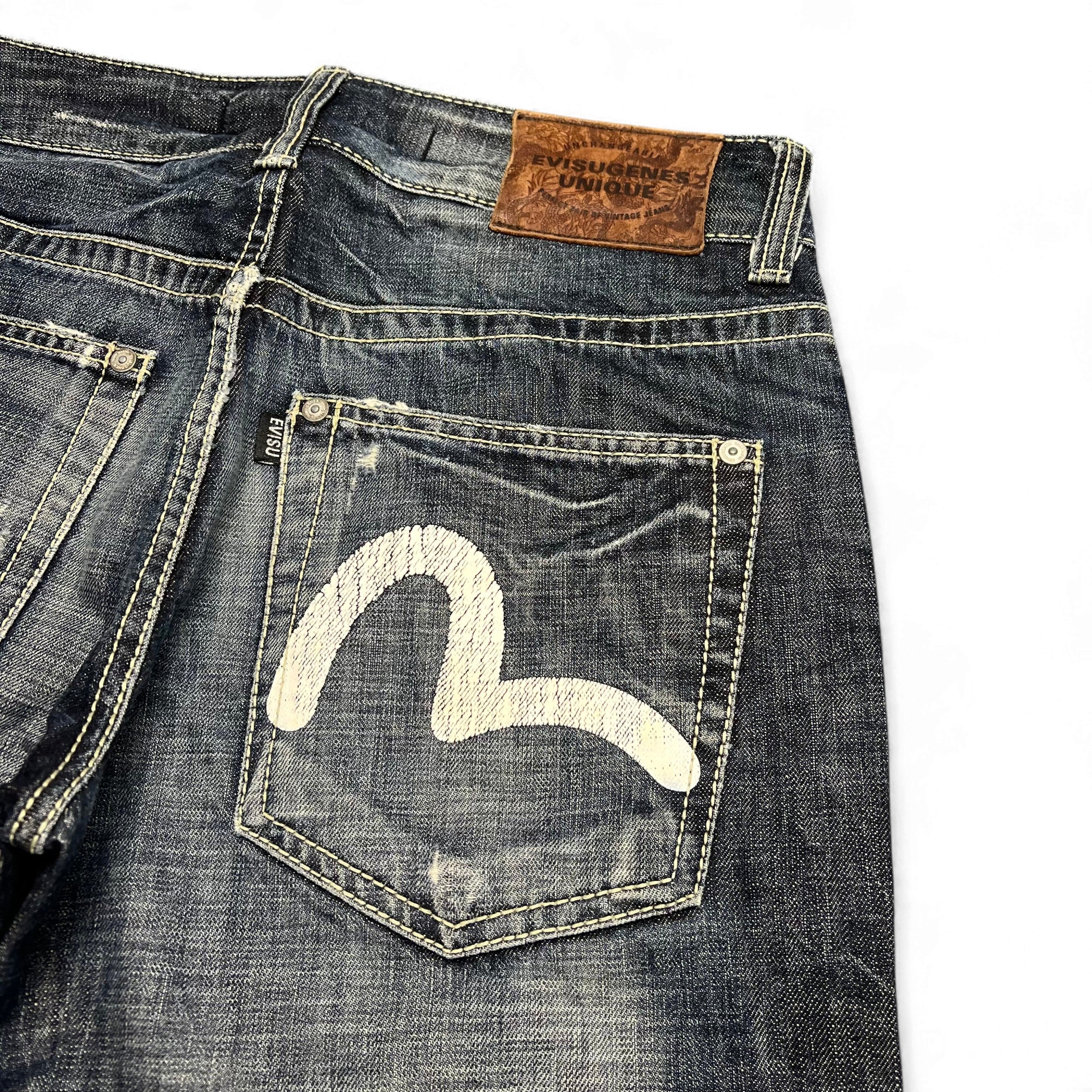 TWC Vintage Evisu KC Straight Jeans in dunkelblauem Denim mit ikonischem weißem Seagull-Print auf der Gesäßtasche