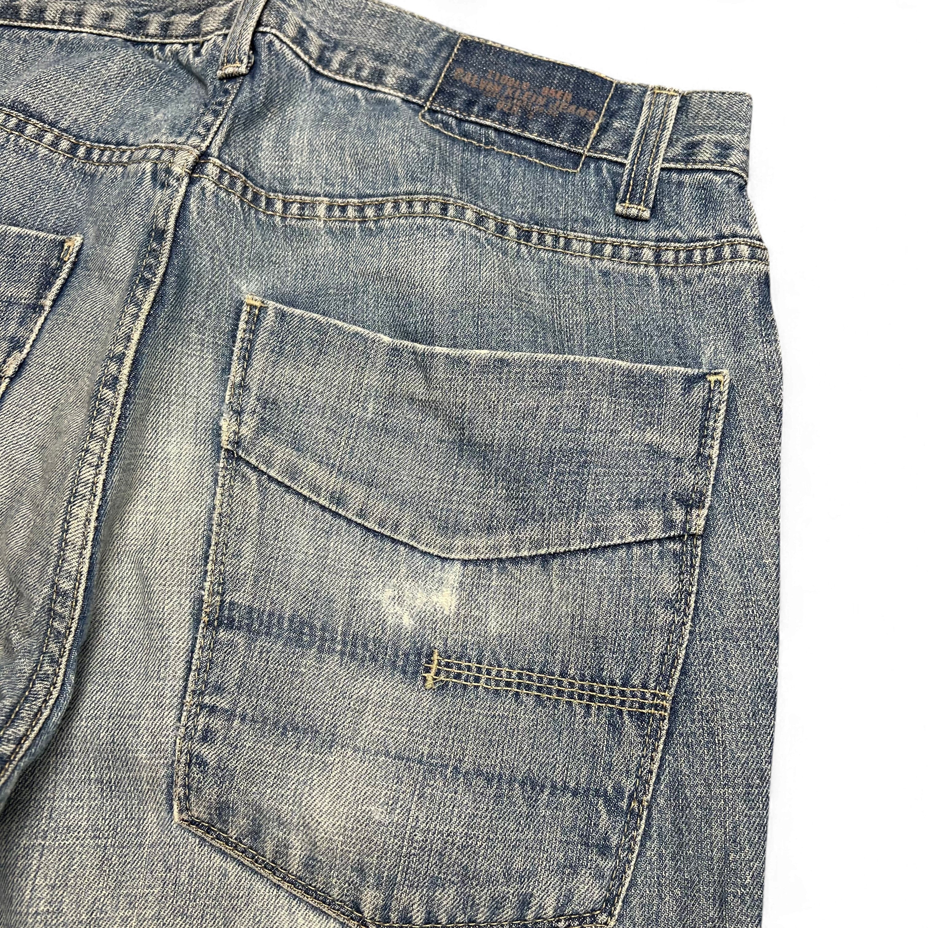 TWC Vintage Calvin Klein Bootcut Jeans aus blauem Denim mit Gesäßtasche und Used-Look