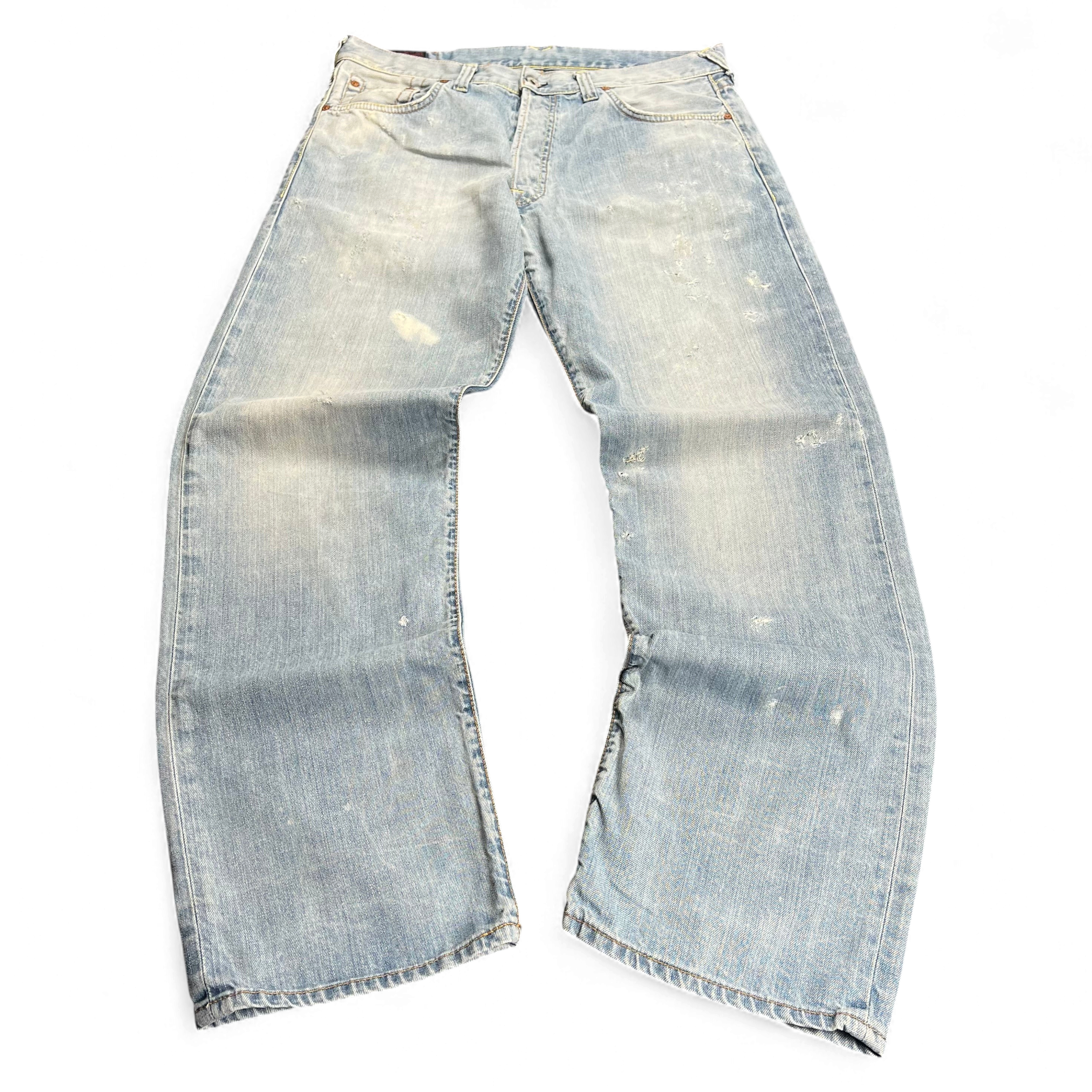 TWC Vintage Evisu Jeans mit geradem Schnitt in hellblauem Denim mit Distressed-Details und Vintage-Waschung