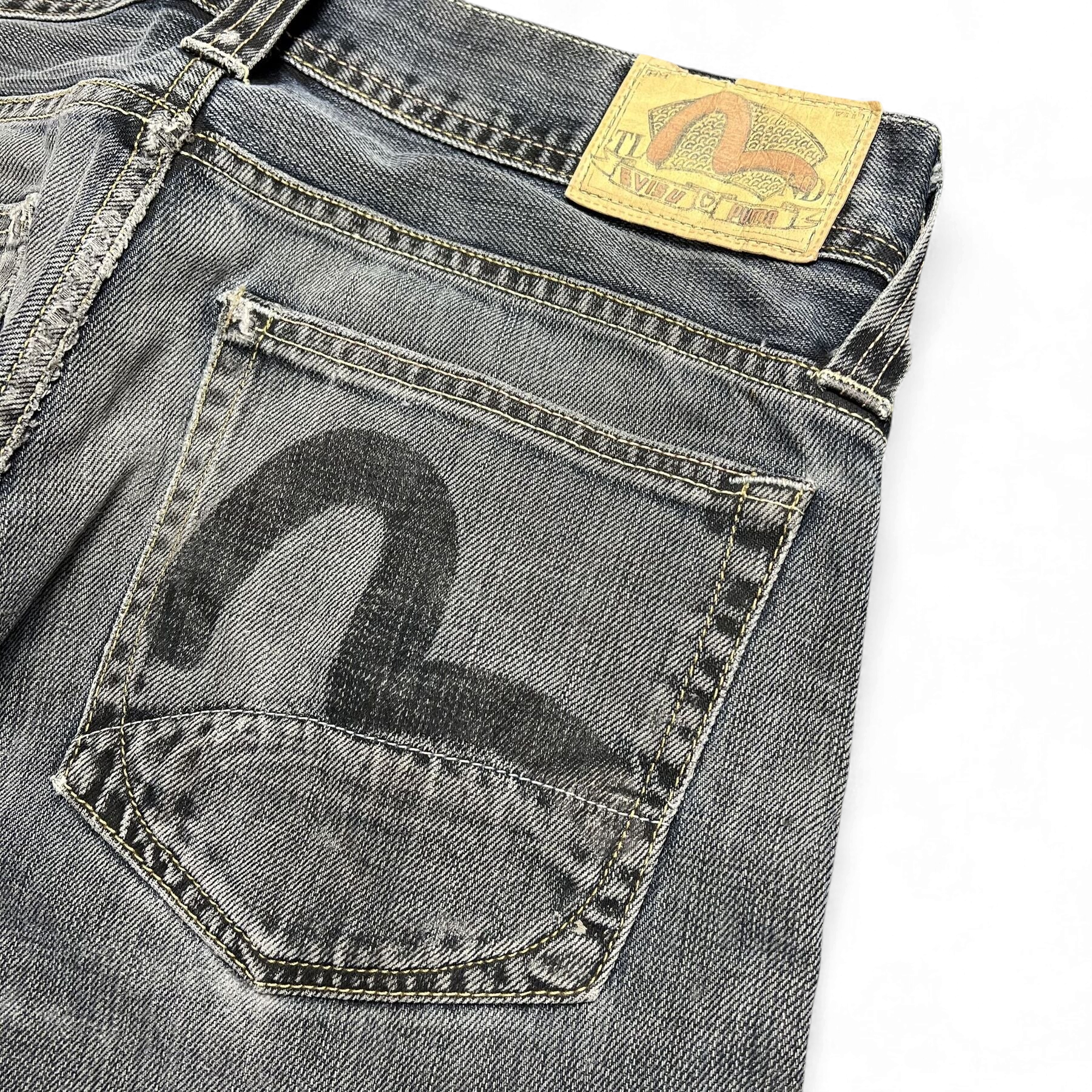 TWC Vintage Evisu Straight Jeans in verwaschenem Schwarz mit ikonischem Seagull-Logo auf der Gesäßtasche