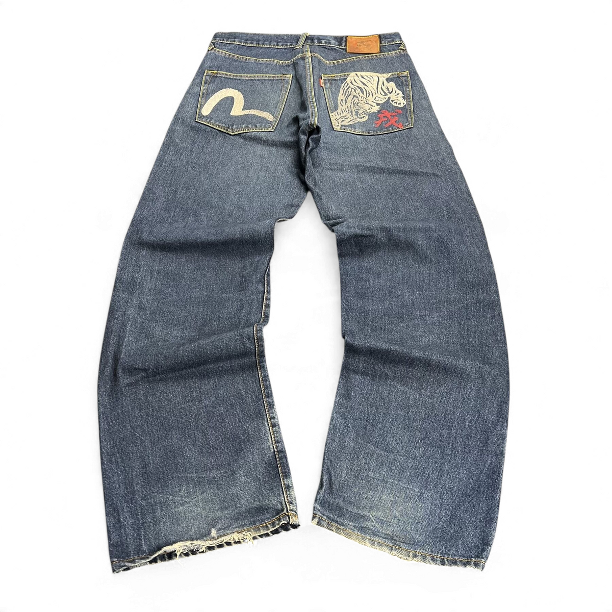 TWC Vintage Evisu Jeans mit geradem Schnitt, dunkelblauem Denim und aufwendigen Stickereien auf den Gesäßtaschen