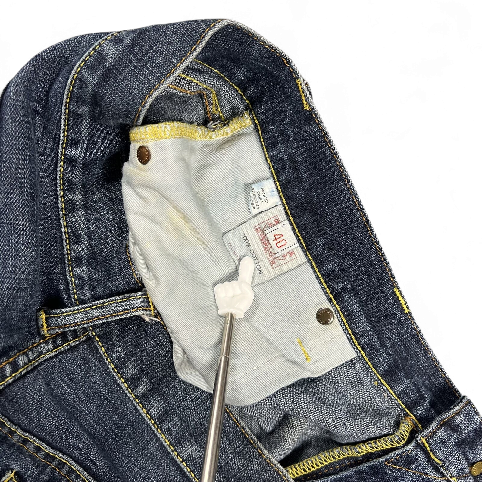 TWC Vintage Evisu Jeans mit 100 Prozent Baumwolle Etikett und Größe 40 in dunklem Denim