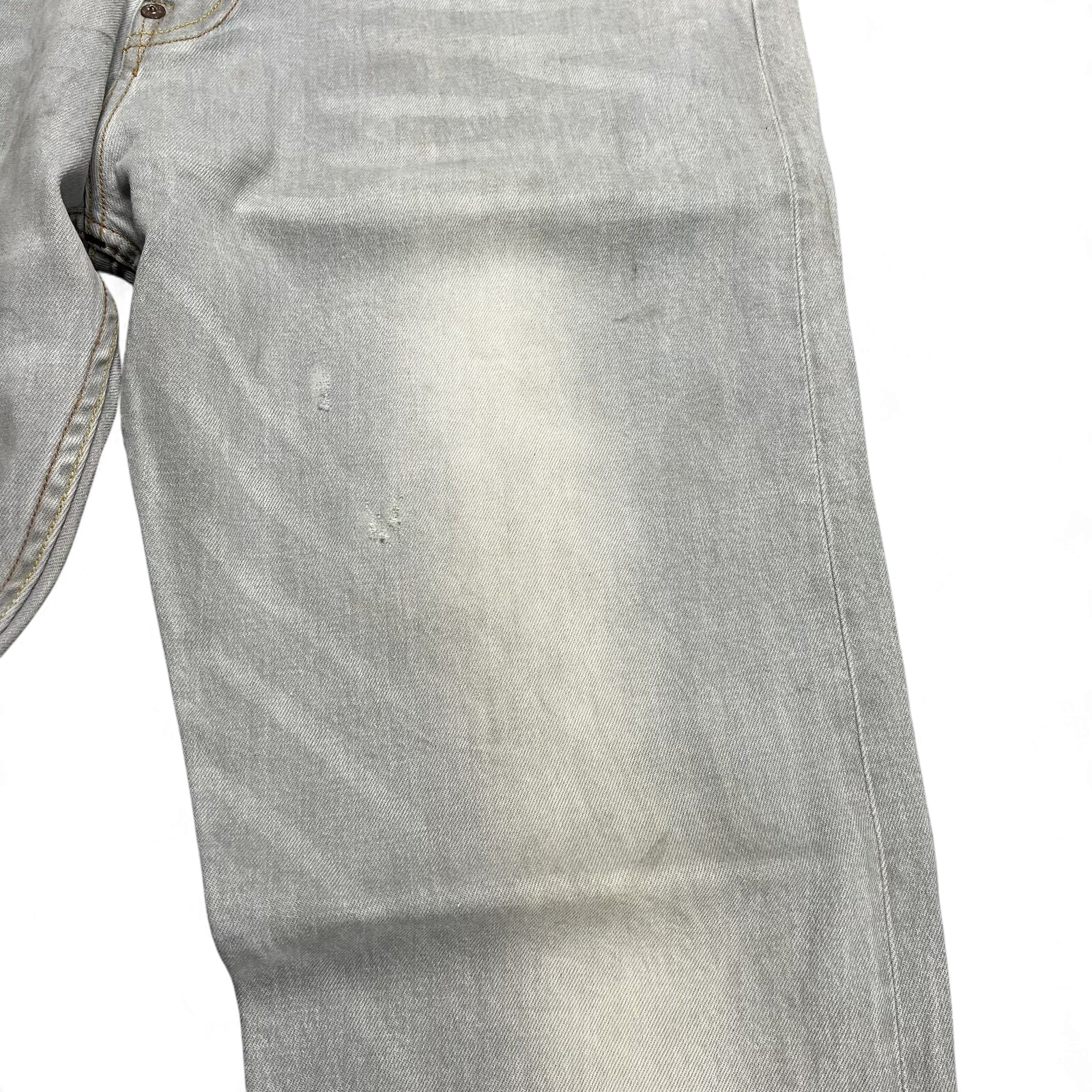 TWC Vintage Evisu Straight Jeans in verwaschenem Grau mit dezenten Abnutzungsspuren und geradem Schnitt