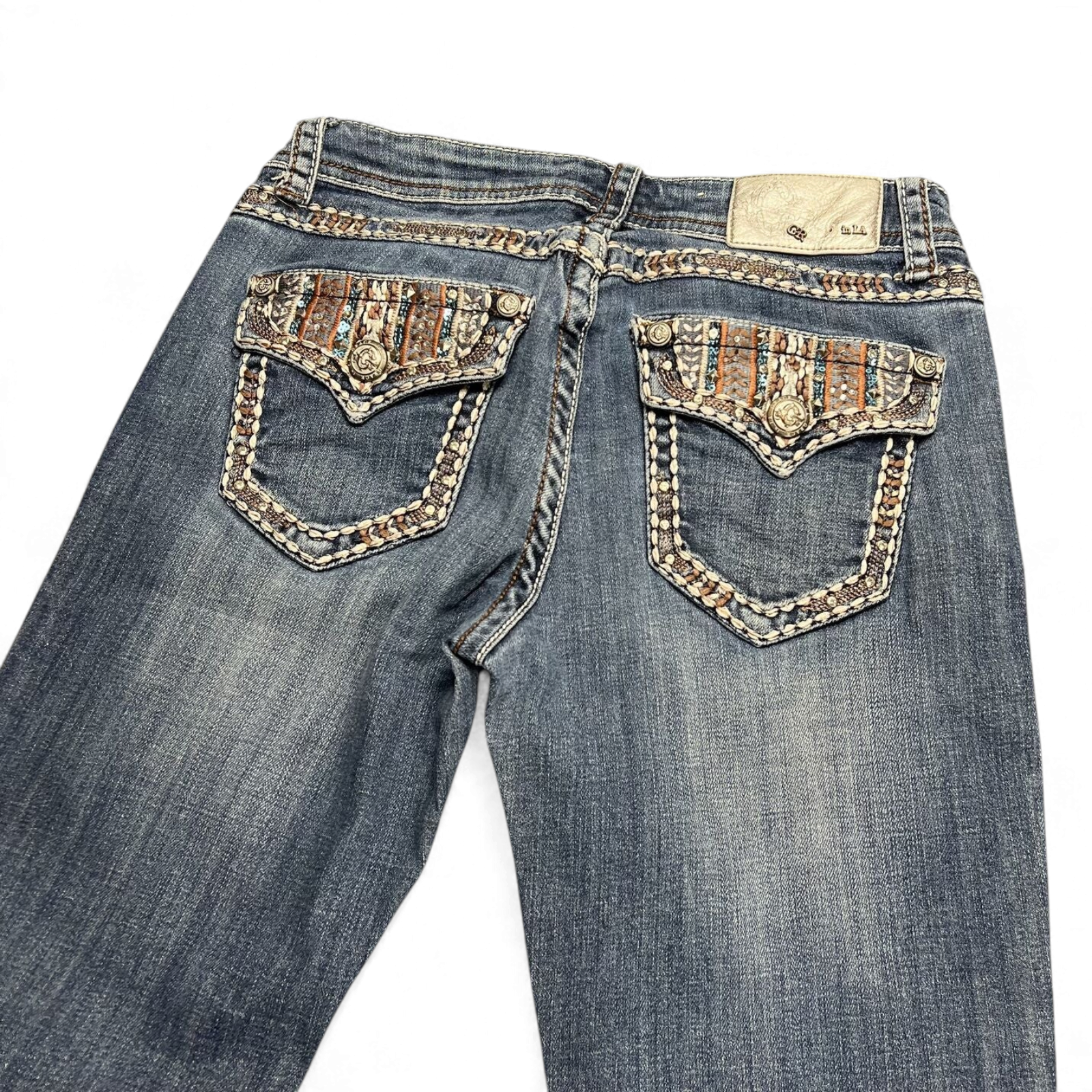 TWC Vintage Damen Y2K Bootcut Jeans in Blau mit verzierten Gesäßtaschen und aufwendigen Stickereien