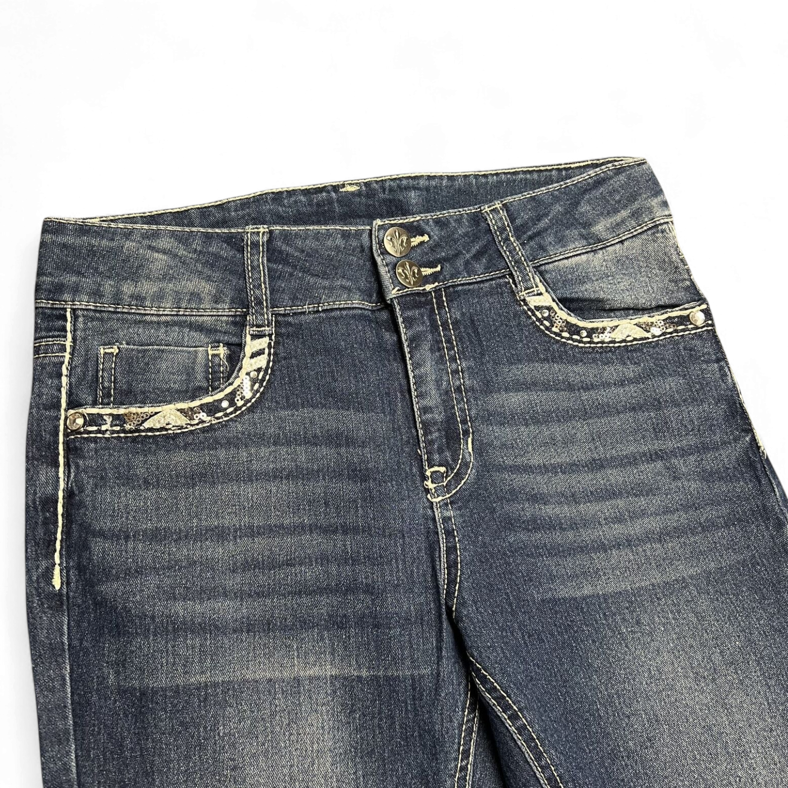 TWC Vintage Damen Y2K Bootcut Jeans in Dunkelblau mit Ziernähten und verzierten Taschen im Retro-Stil
