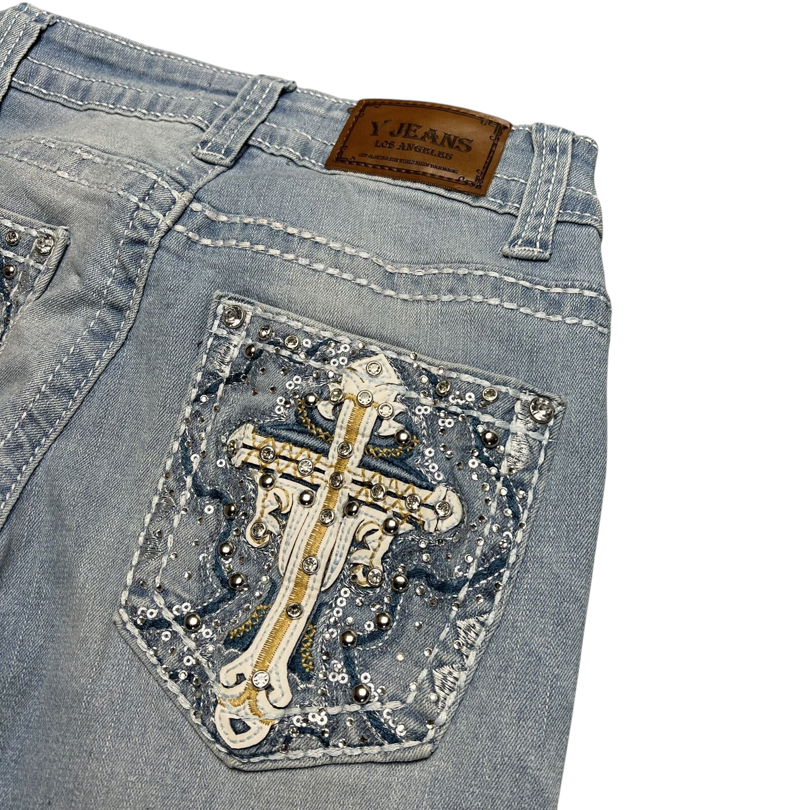 TWC Vintage Damen Y2K Bootcut Jeans in Hellblau mit aufwendig bestickter Kreuz-Applikation und Strasssteinen