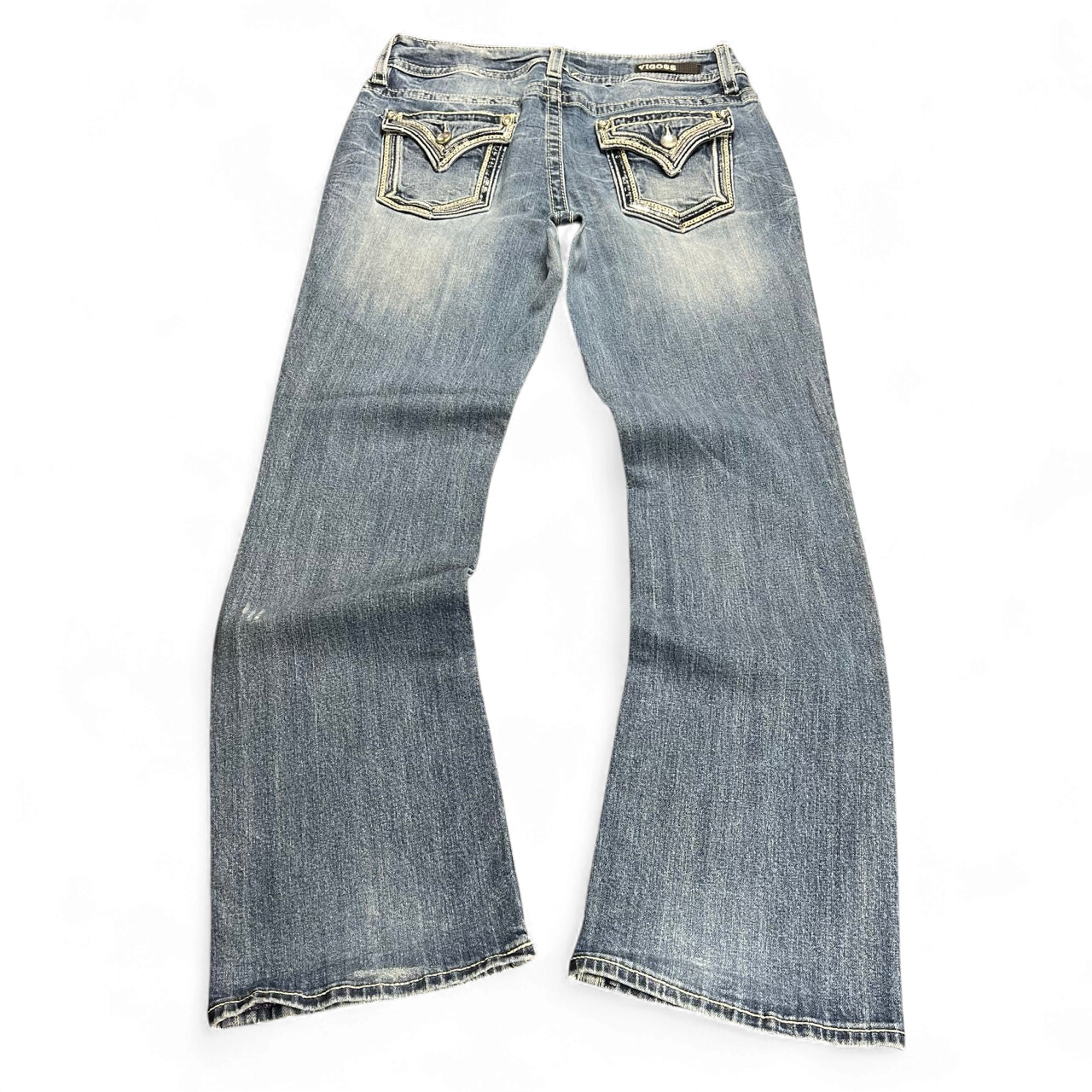 TWC Vintage Damen Y2K Bootcut Jeans in verwaschenem Blau mit verzierten Gesäßtaschen und Knopfdetails