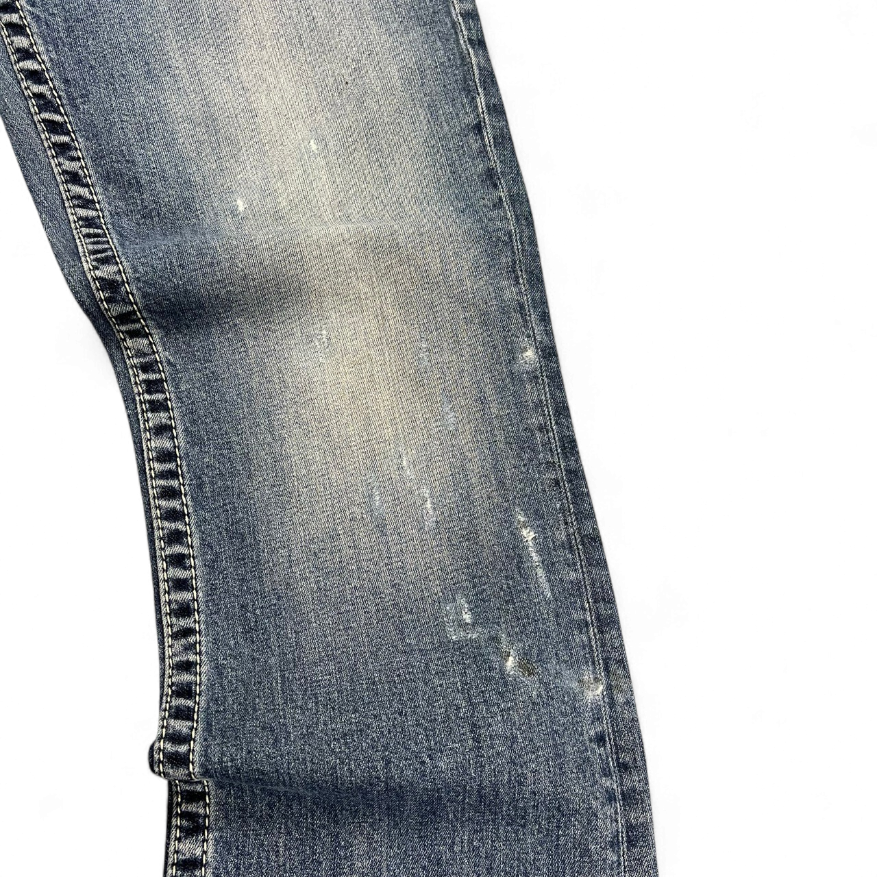 TWC Vintage Damen Y2K Bootcut Jeans in verwaschenem Blau mit Distressed-Details und markanten Kontrastnähten
