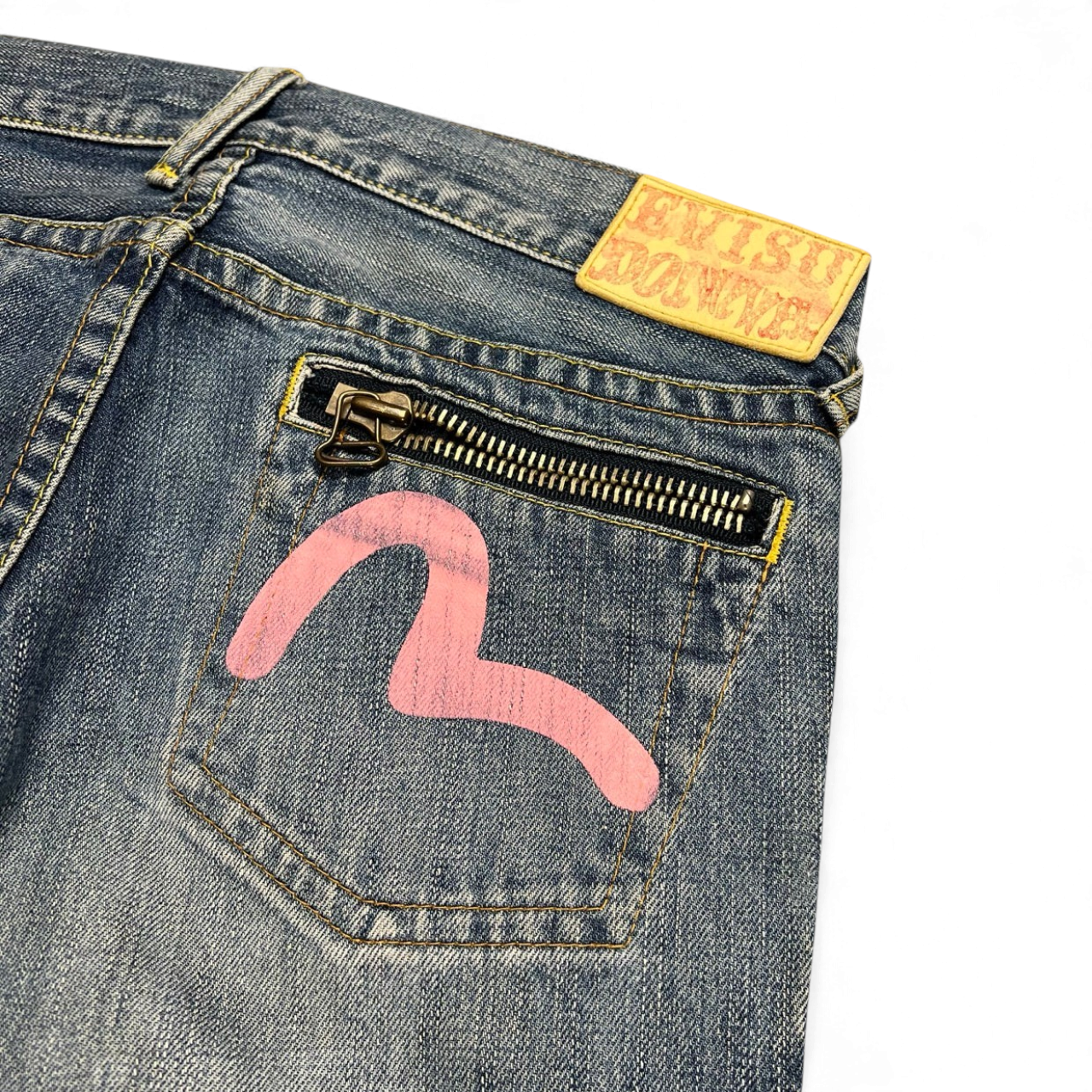 TWC Vintage Evisu Damen Jeans in Blau mit rosa gemaltem Logo auf der Reißverschlusstasche und Lederpatch