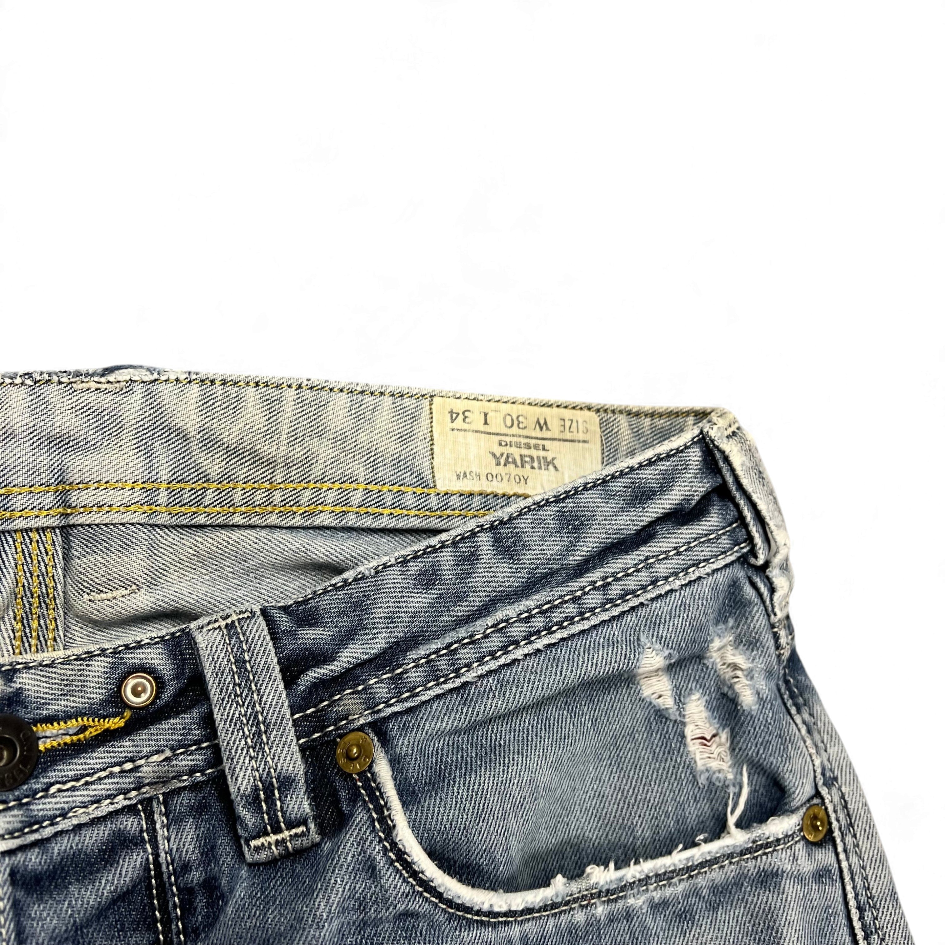 TWC Vintage Diesel Yarik Jeans mit Distressed-Details und klassischer Waschung im Vintage-Stil
