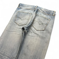 Levi’s Straight (L | W33)